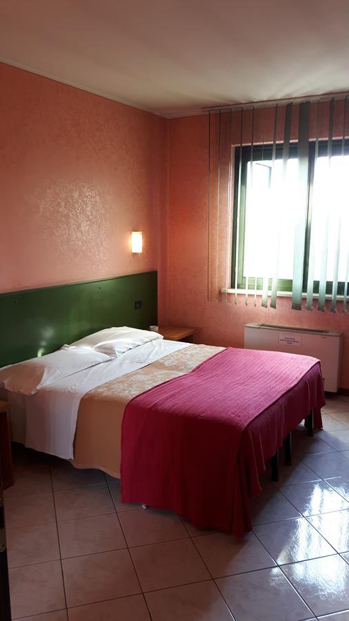 Hotel Armida Castenedolo Eksteriør bilde